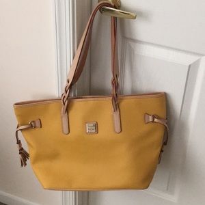 Dooney & Bourke tote bag